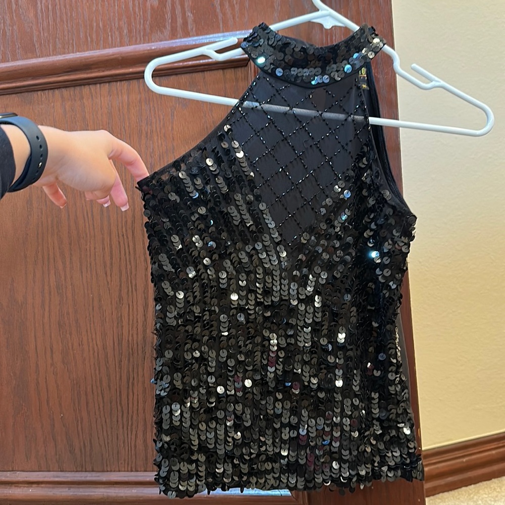 New without tags, just been sitting here. Size Medium, will negotiate on price.